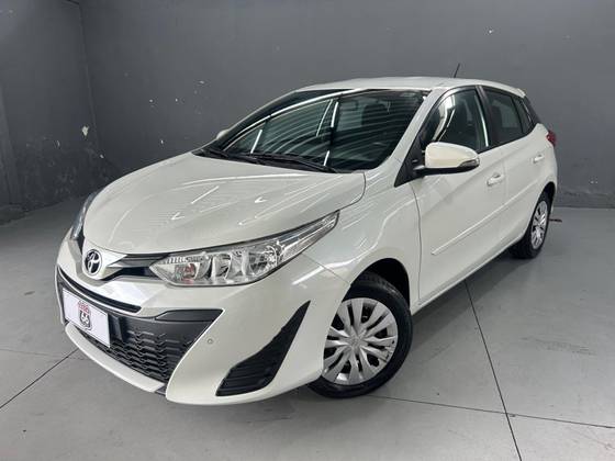 TOYOTA YARIS 1.3 16V FLEX XL LIVE MULTIDRIVE
